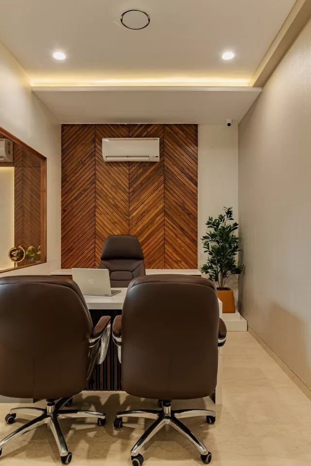 Director’s Cabin with Wood Finish